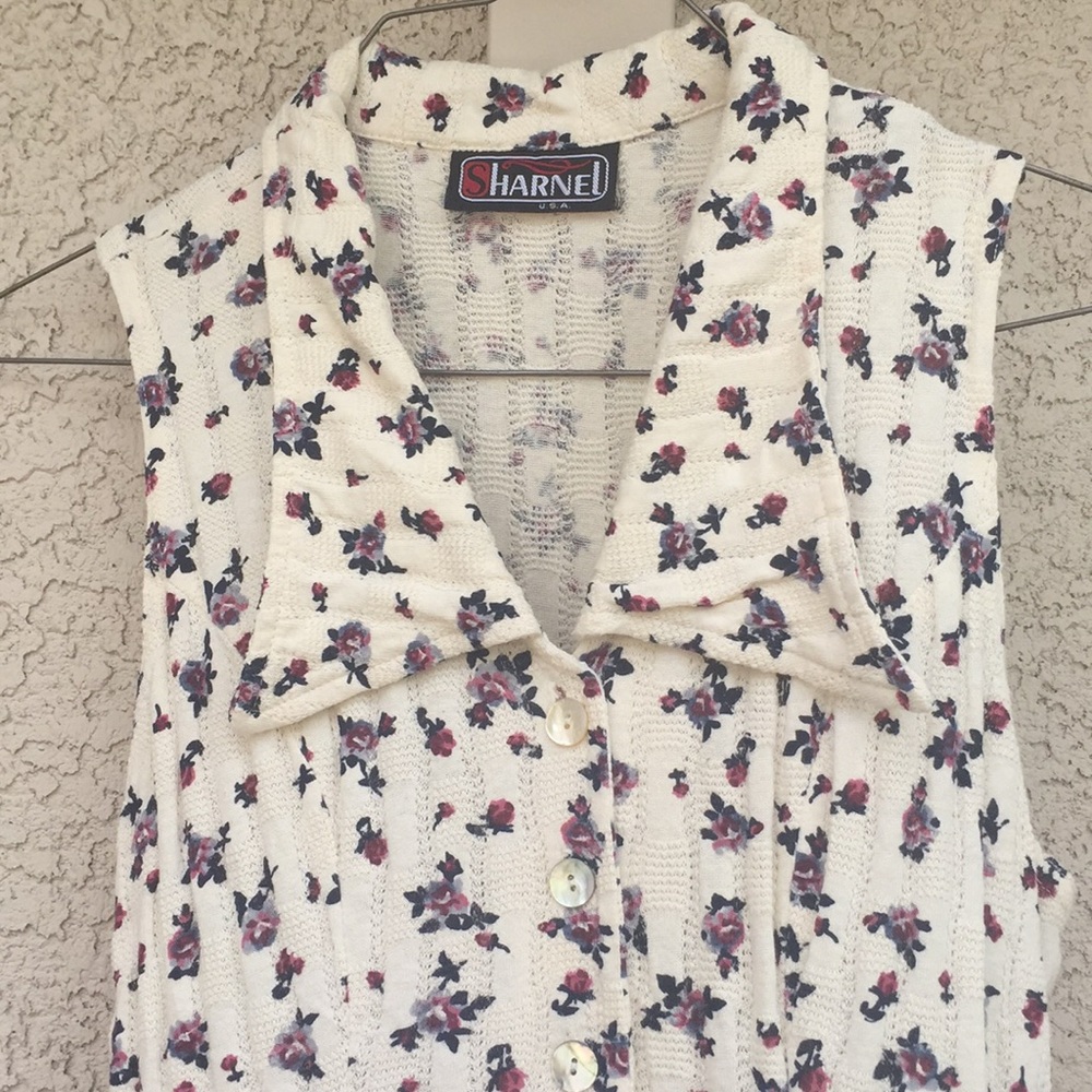 Beautiful button down maxi - Picture 2 of 4
